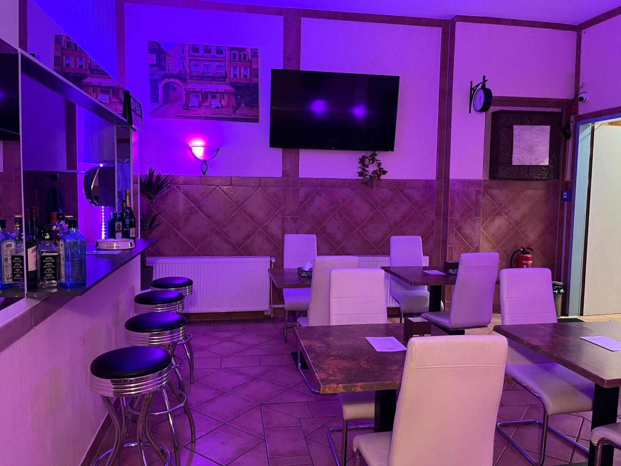 City Hotel West Франкфурт на Майн Екстериор снимка